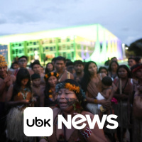 TECNOLOGIA - Adobe é processada por uso indevido de conteúdo protegido em treinamento de IA